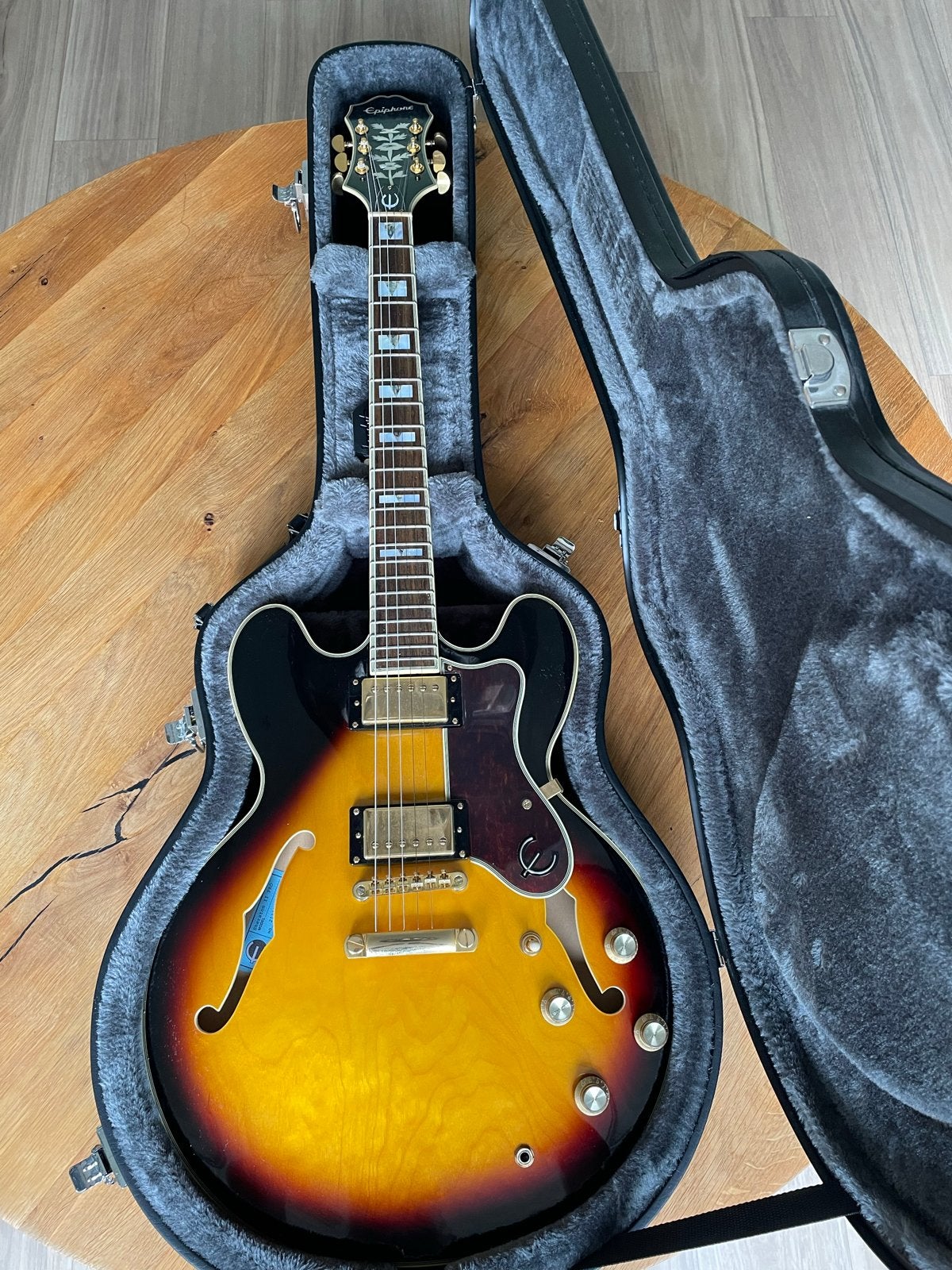 Epiphone Sheraton II PRO Semi-Hollow Body -, Muziek en Instrumenten, Ophalen, Zo goed als nieuw, Semi-solid body, Epiphone