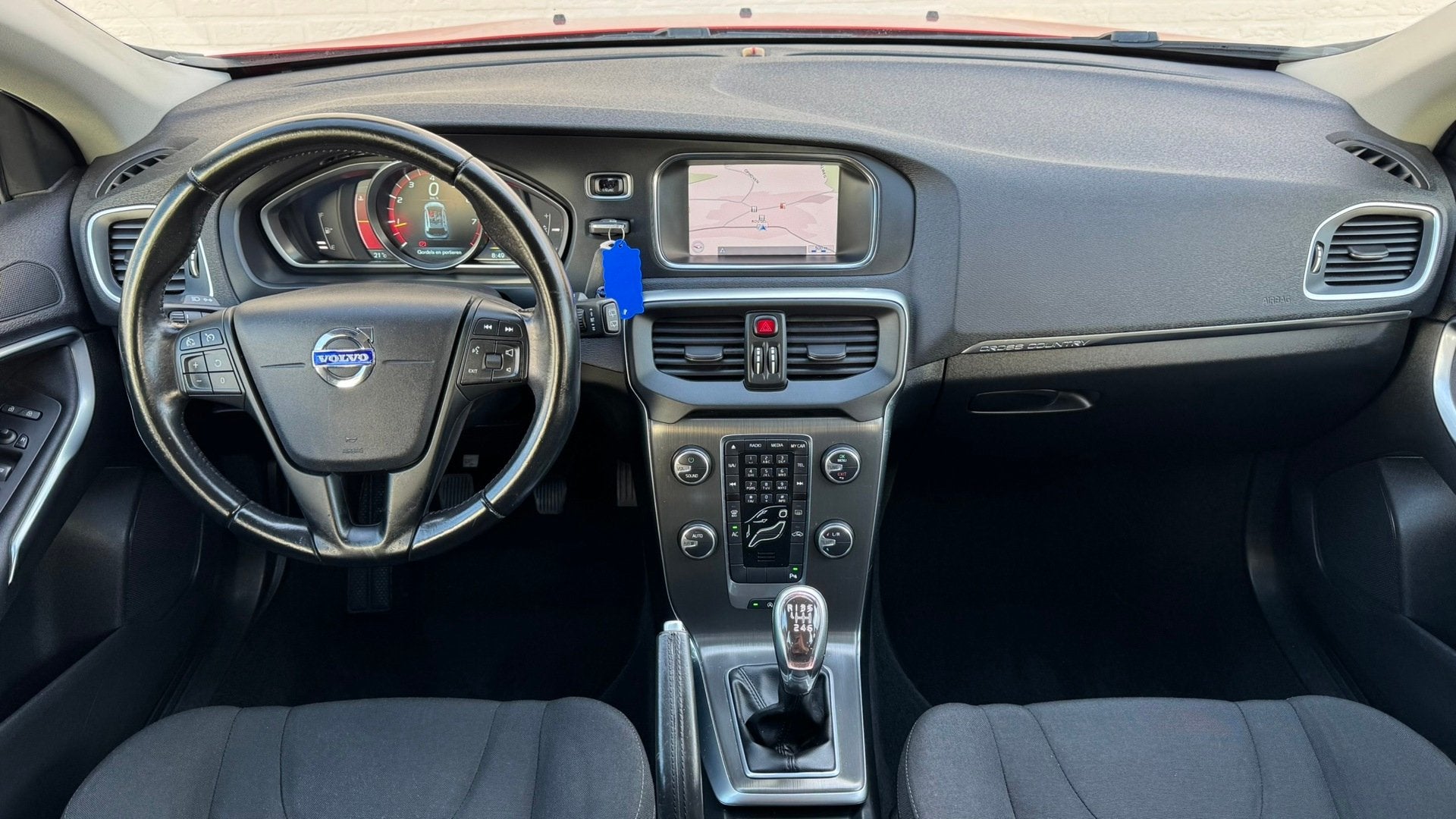 Volvo V40 Cross Country 1.6 T4 Kinetic Clima Navi PDC Achter, Auto's, Volvo, Gebruikt, 4 cilinders, Start-stop-systeem, Origineel Nederlands