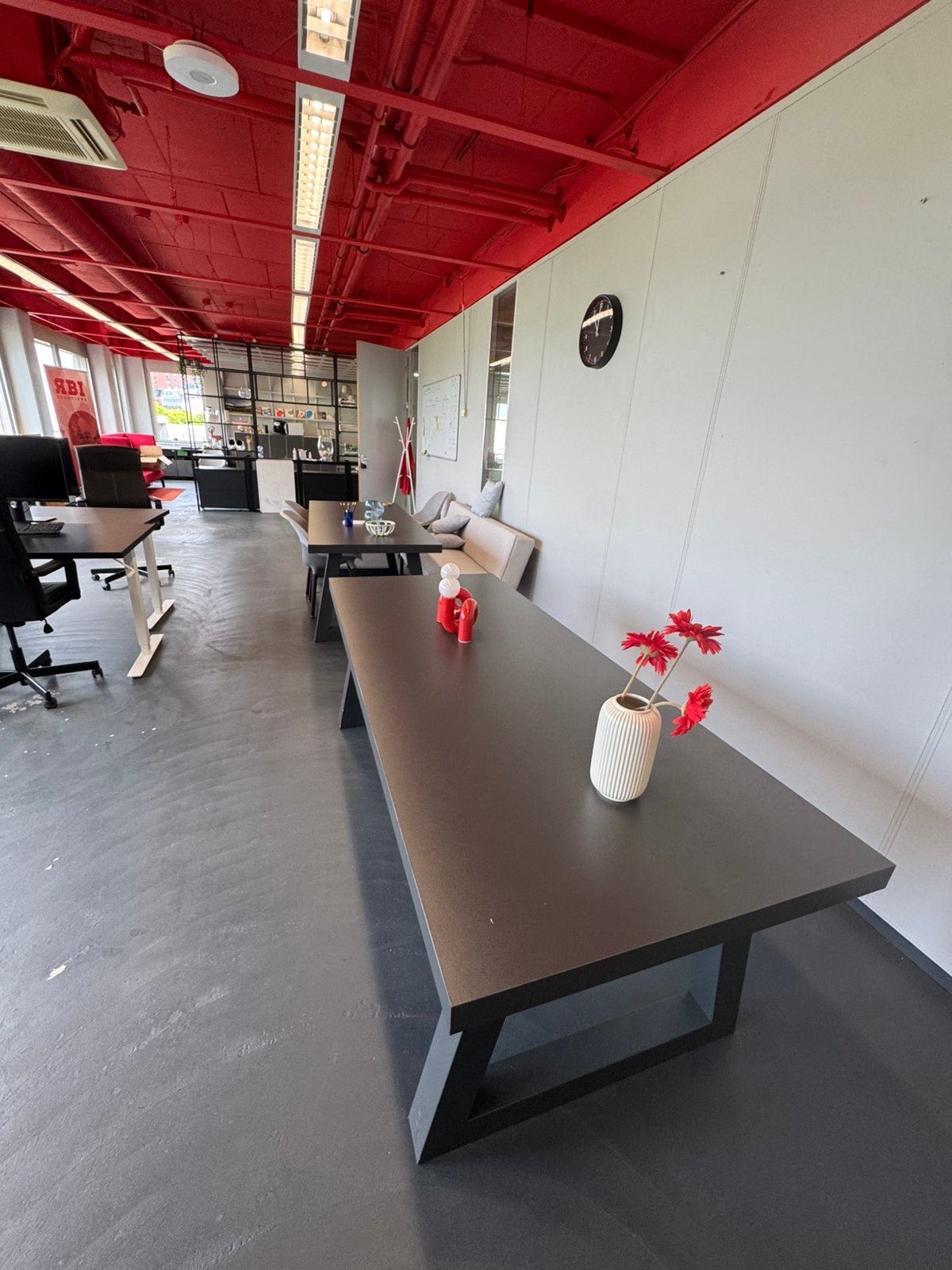 GRATIS af te halen Antraciet grijze tafel 220x90 Wehkamp, Huis en Inrichting, Ophalen of Verzenden, Zo goed als nieuw, Rechthoekig