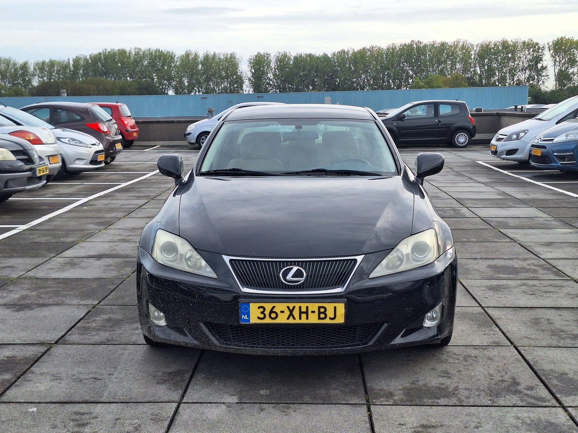 Lexus IS €6950,- 250 Business Luxury Vol Opties ! Automaat, Auto's, Achterwielaandrijving, Gebruikt, Beige, 1535 kg