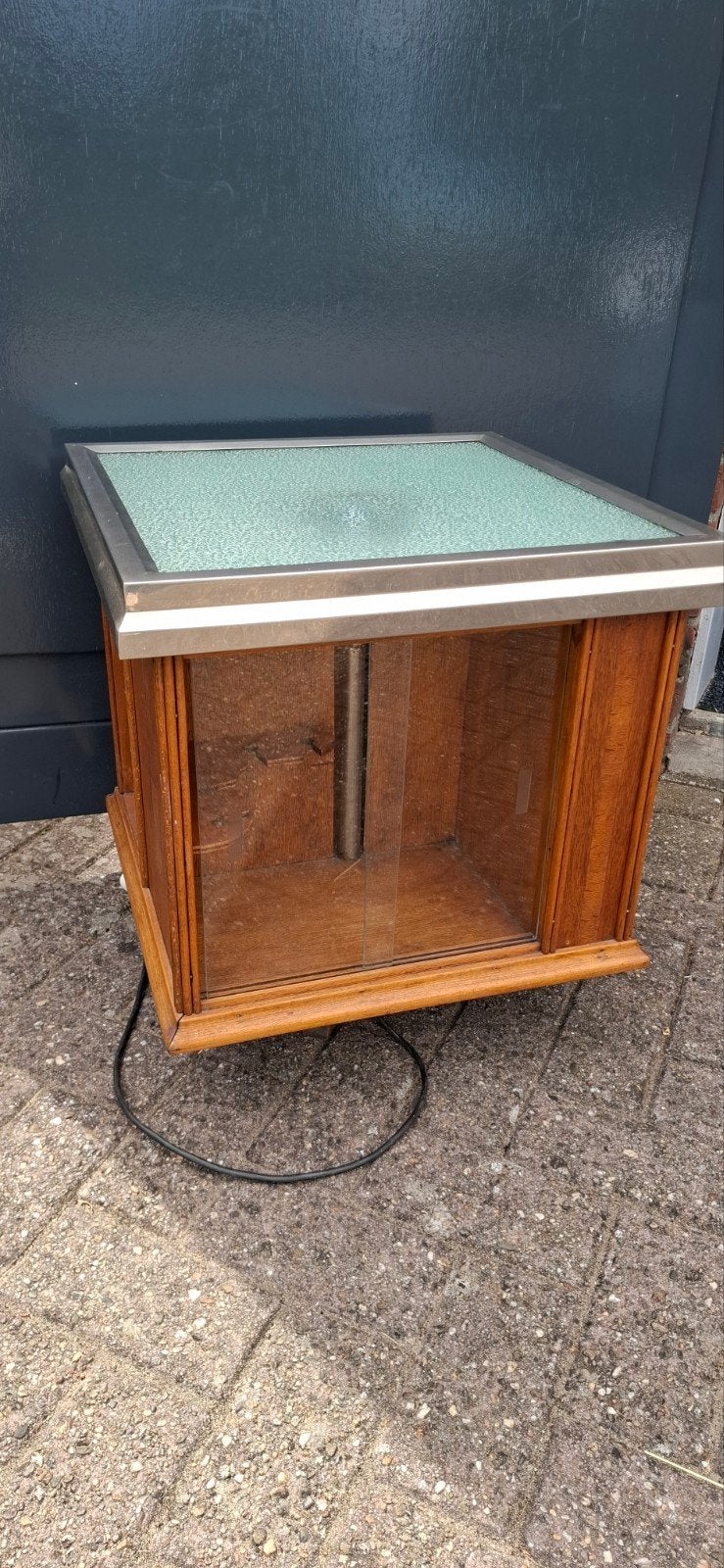 Antieke rokerstafel met vitrine!, Ophalen