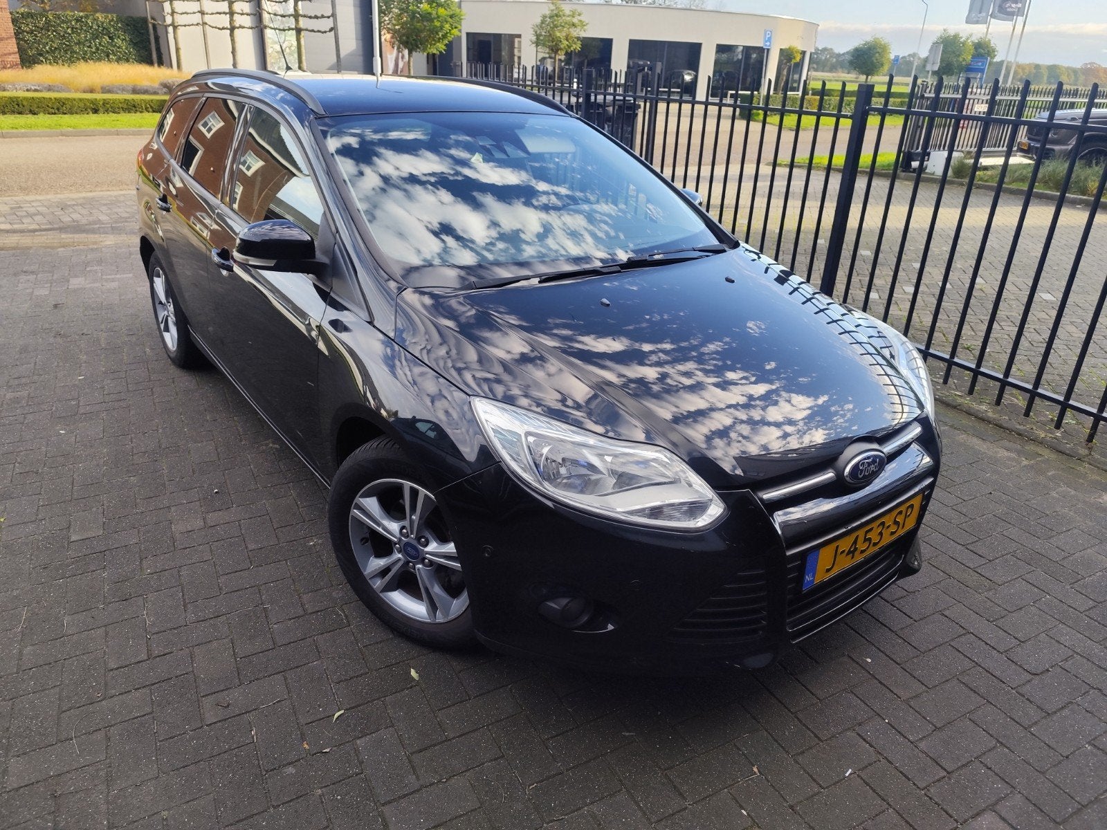 Ford Focus titanium station nieuwe distributieriem, Auto's, 125 pk, Zwart, Handgeschakeld, 1216 kg