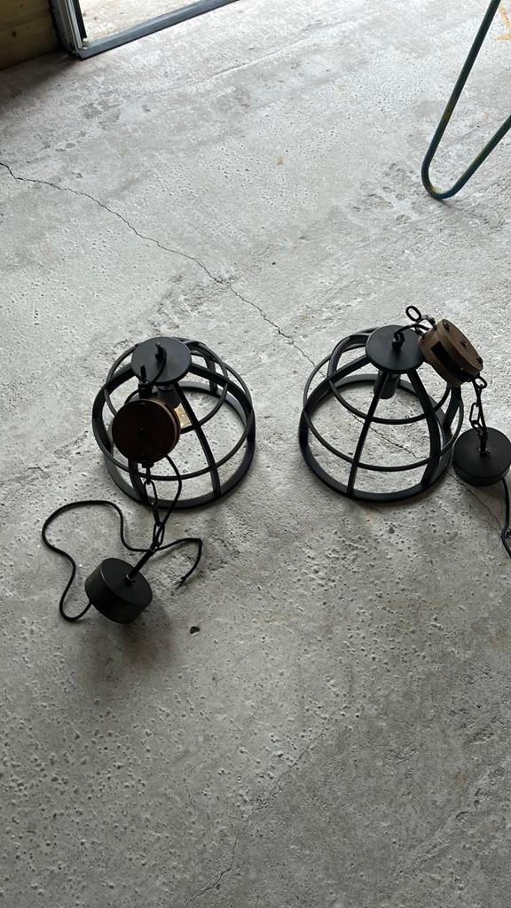 2x hanglampen, Ophalen, Minder dan 50 cm