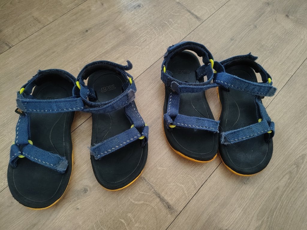 Teva sandalen maat 27 - 1 paar beschikbaar, Gebruikt, Jongen of Meisje, Overige typen, Teva