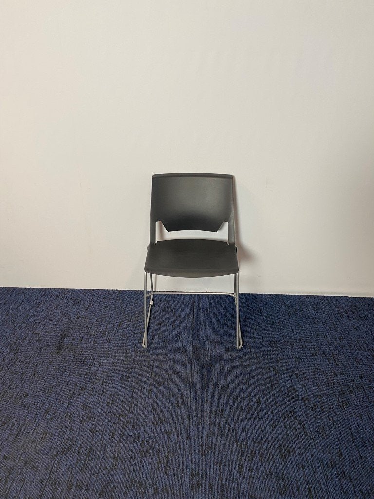 1 x Kantinestoel Comforto Haworth D6240 - Zwart, Ophalen, Zwart, Eén, Kunststof