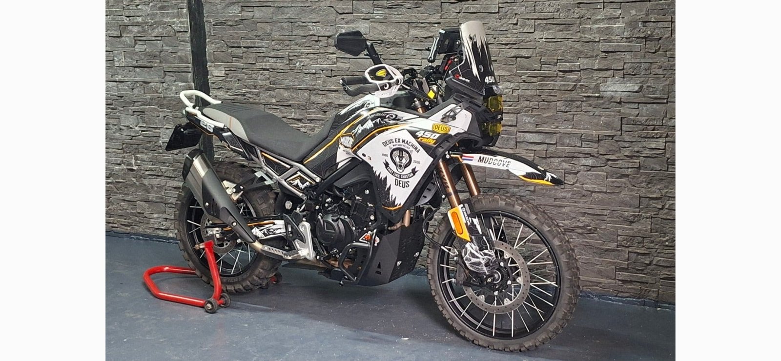 Cfmoto 450 MT  650 km bj.2026 met veel opties CF moto 450 MT, 2 cilinders, Occasion, Particulier, Enduro