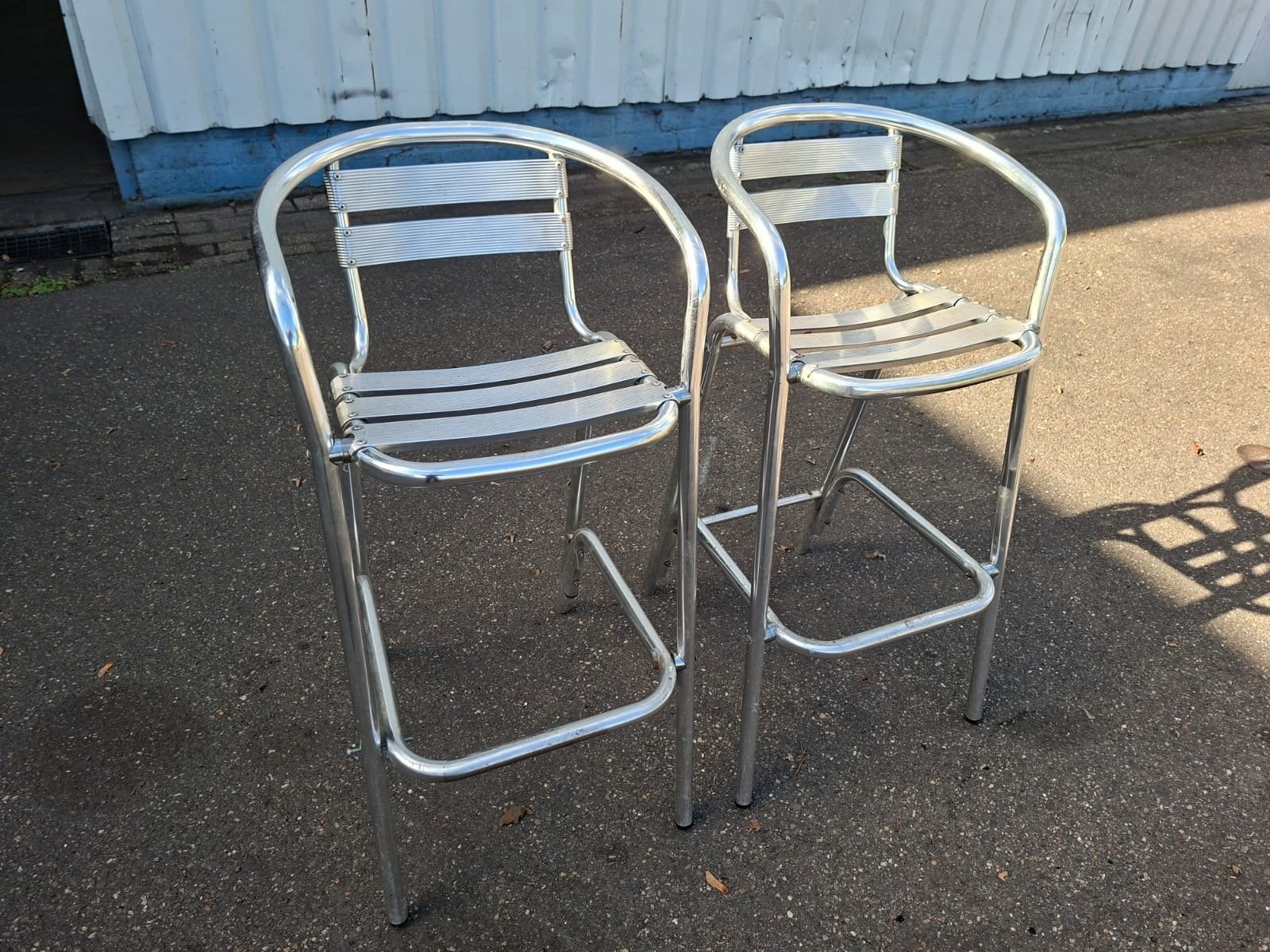 Set van 2 aluminium barkrukken - Gebruikt, Ophalen, Gebruikt, 90 cm of meer, Metaal
