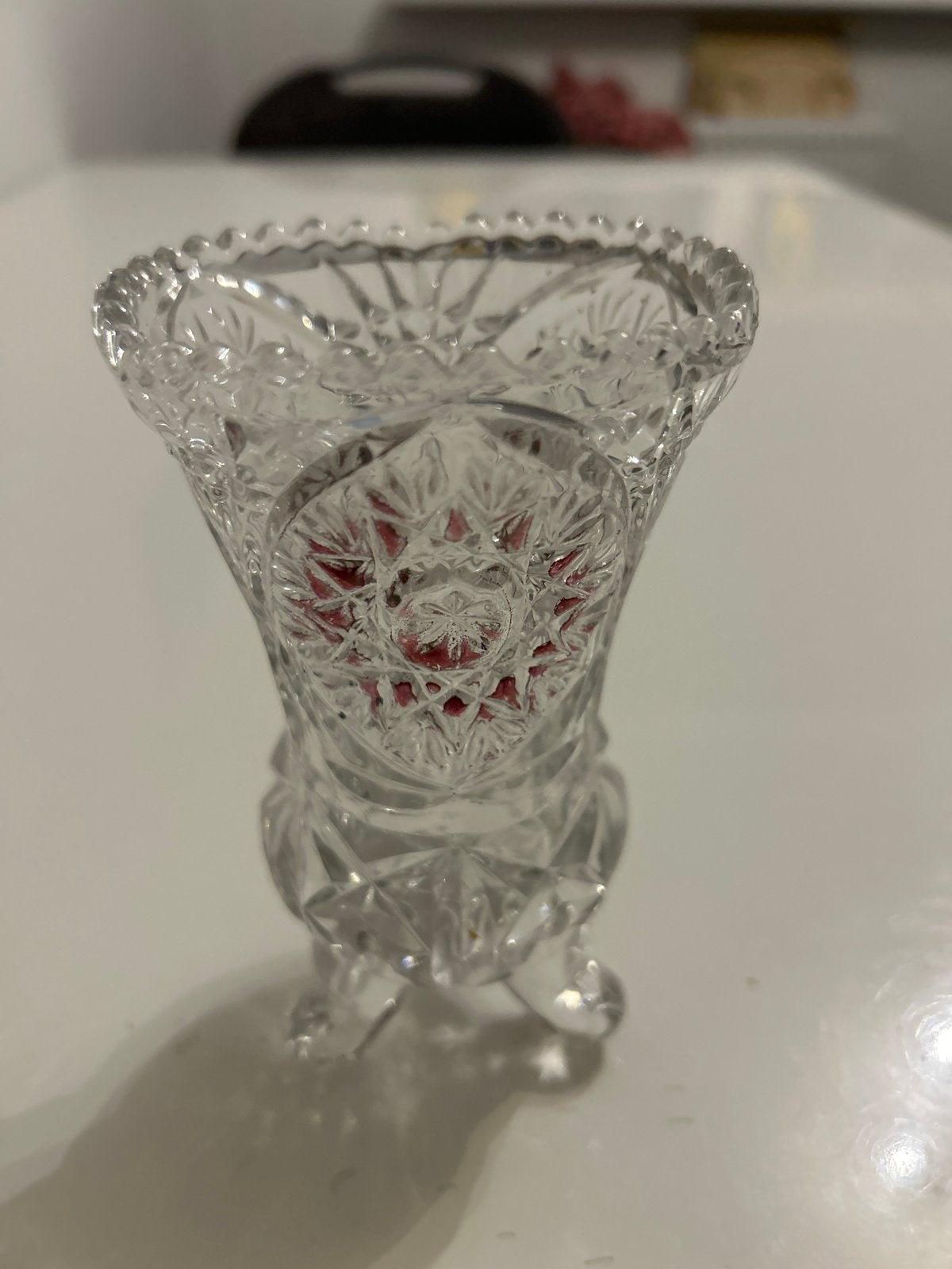 Kristallen vaasje op voetjes - 14 cm hoog, Ophalen of Verzenden