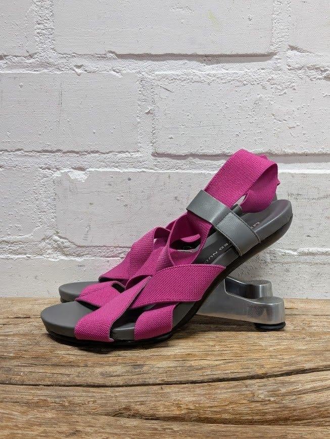United Nude - Prachtige EAMZ pumps maat 38 - Als nieuw, United Nude, Zo goed als nieuw, X, Roze