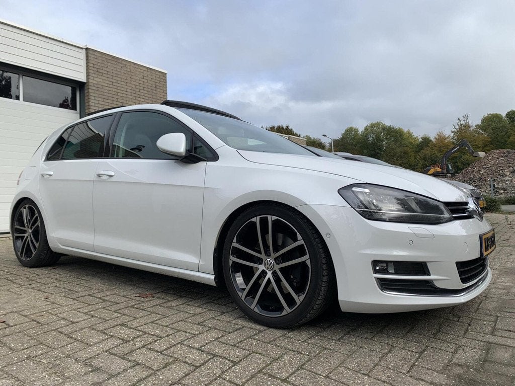 Volkswagen Golf 1.4 TSI ACT Highline 190PK Panodak Leer Trek, Auto's, Volkswagen, Gebruikt, 4 cilinders, Automatische klimaatregeling