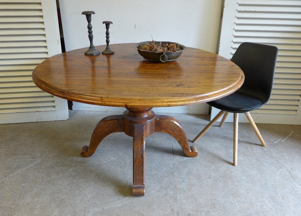 Prachtige klassieke ronde massief eiken eettafel 130 cm, Ophalen, Zo goed als nieuw, Vijf personen of meer, Onbekend