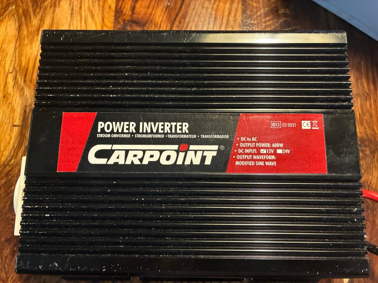 Carpoint Power Inverter 600W - Stroomomvormer, Ophalen of Verzenden, Gebruikt, Universele onderdelen