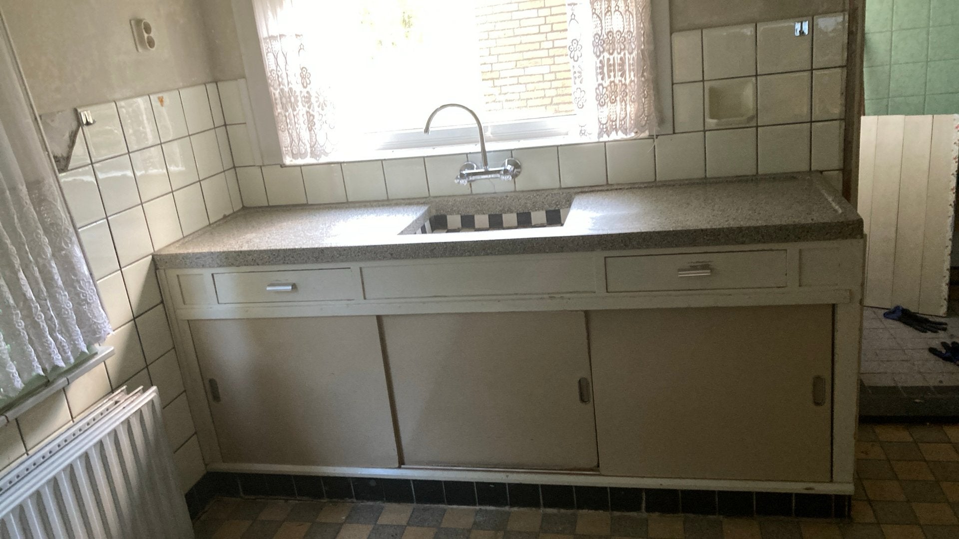 Vintage granieten aanrechtblad met houten schuifkastjes, Ophalen, Gebruikt, Graniet of Steen, Hoekkeuken