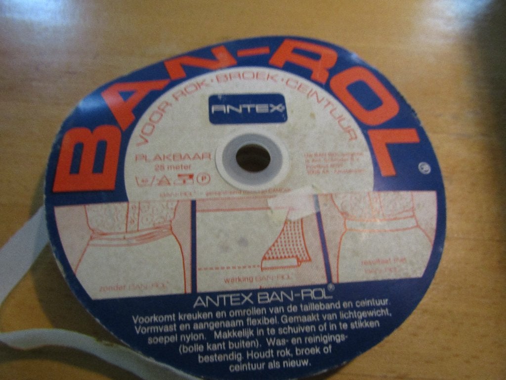 Rest Rol met Ban-Rol Tailleband  17 meter er nog op., Ophalen, Nieuw, Garen of Naald(en)