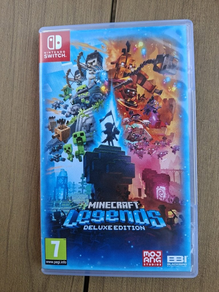 Minecraft Legends Switch deluxe edition met deluxe skin pack, Avontuur en Actie, 1 speler, Ophalen of Verzenden, Zo goed als nieuw