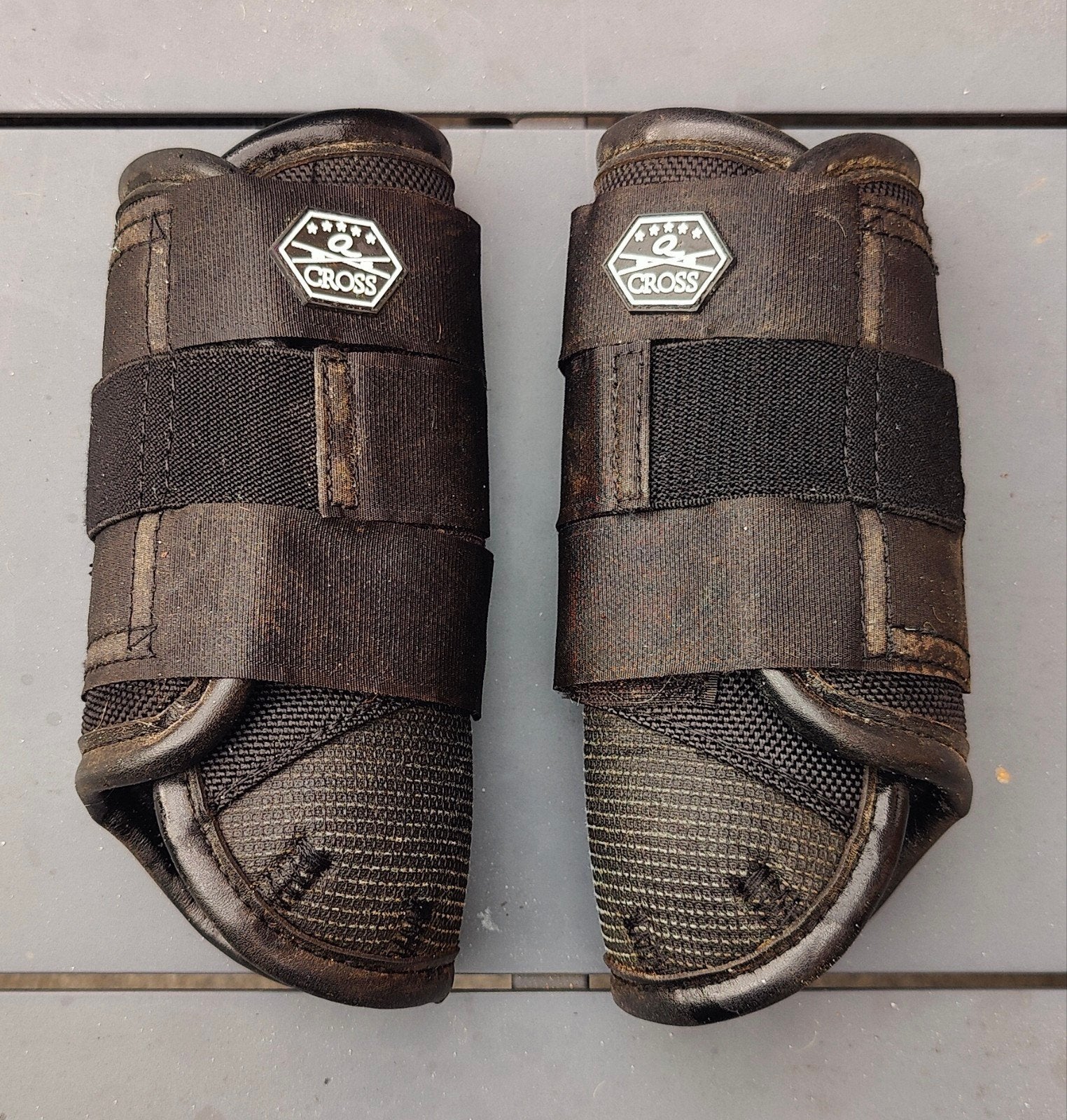 QHP cross beschermers zwart maat S (voor) en M (achter), Dieren en Toebehoren, Ophalen of Verzenden, Gebruikt, Eventing