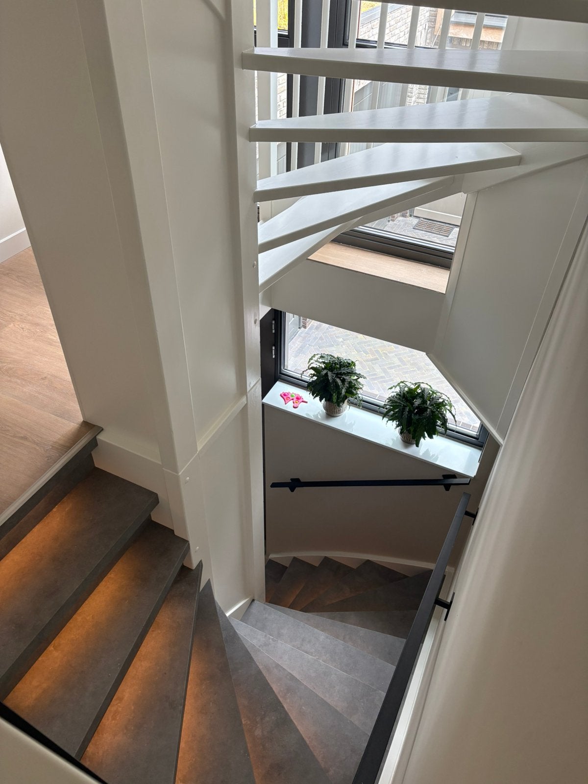 Foto 6 van Traprenovatie | €1500 | All incl | Geen aanbetaling!. Tot 15