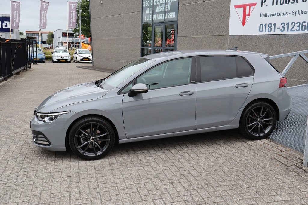 Volkswagen Golf 1.5 eTSI Active Stoelverwarming/Apple carpla, 4 cilinders, Bedrijf, Automatische klimaatregeling, 1500 kg