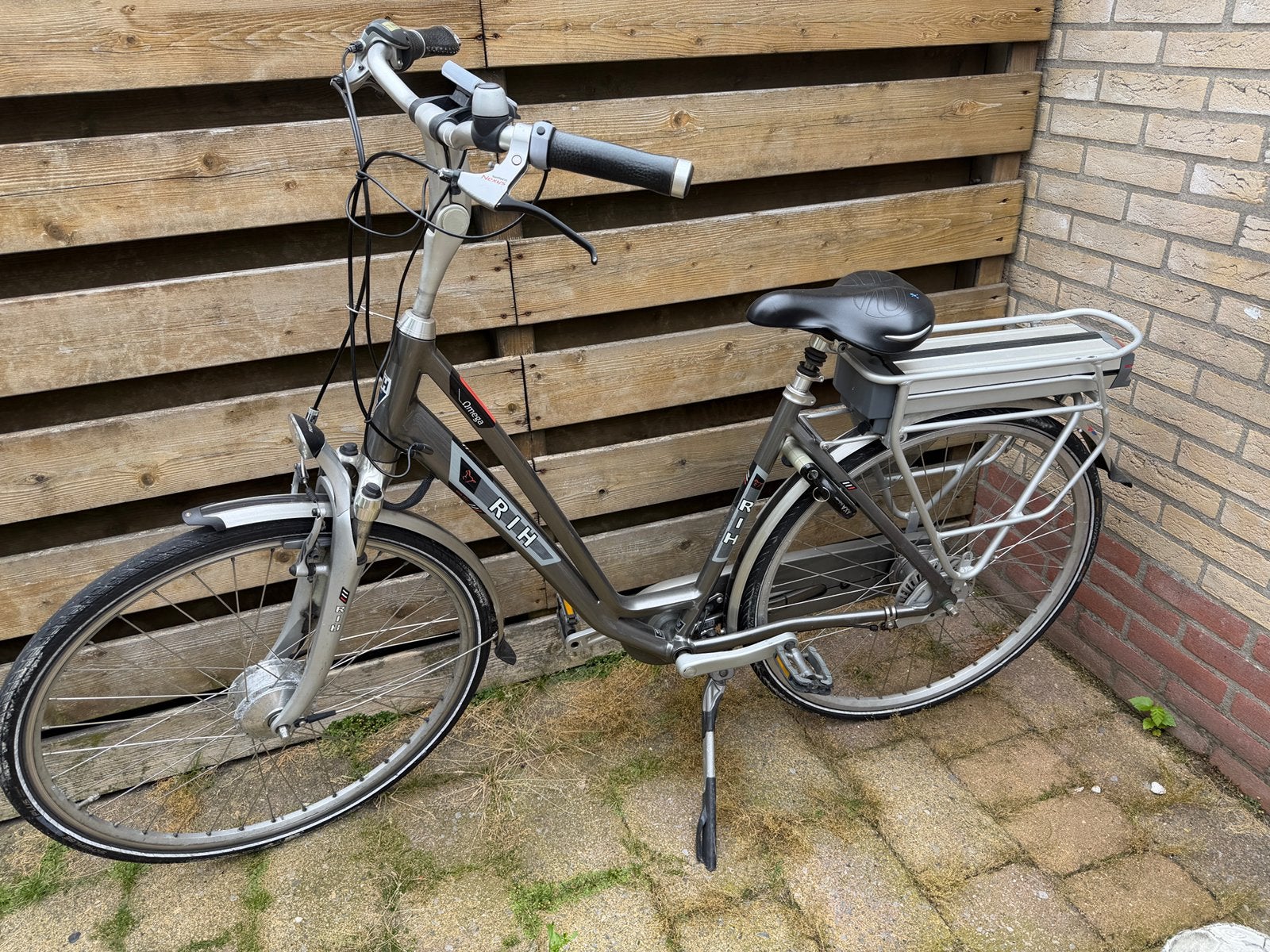 Rih fiets elektrisch altar fiets en nog een cortina, Ophalen, Gebruikt, Overige merken