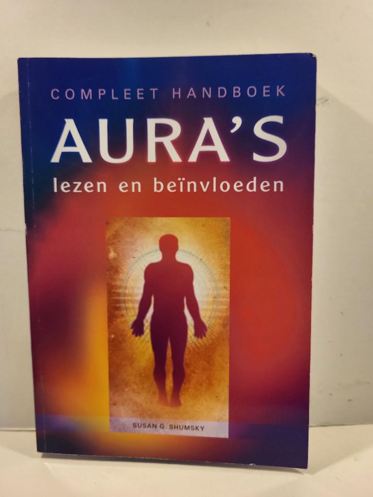 Susan G. Shumsky   Complete handboek Aura's lezen  en ......, Boeken, Ophalen of Verzenden, Zo goed als nieuw, Spiritualiteit algemeen