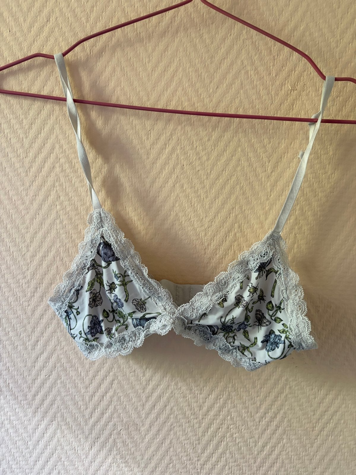 Monki BH maat XS met bloemenprint en kant, Ophalen of Verzenden, Wit, BH