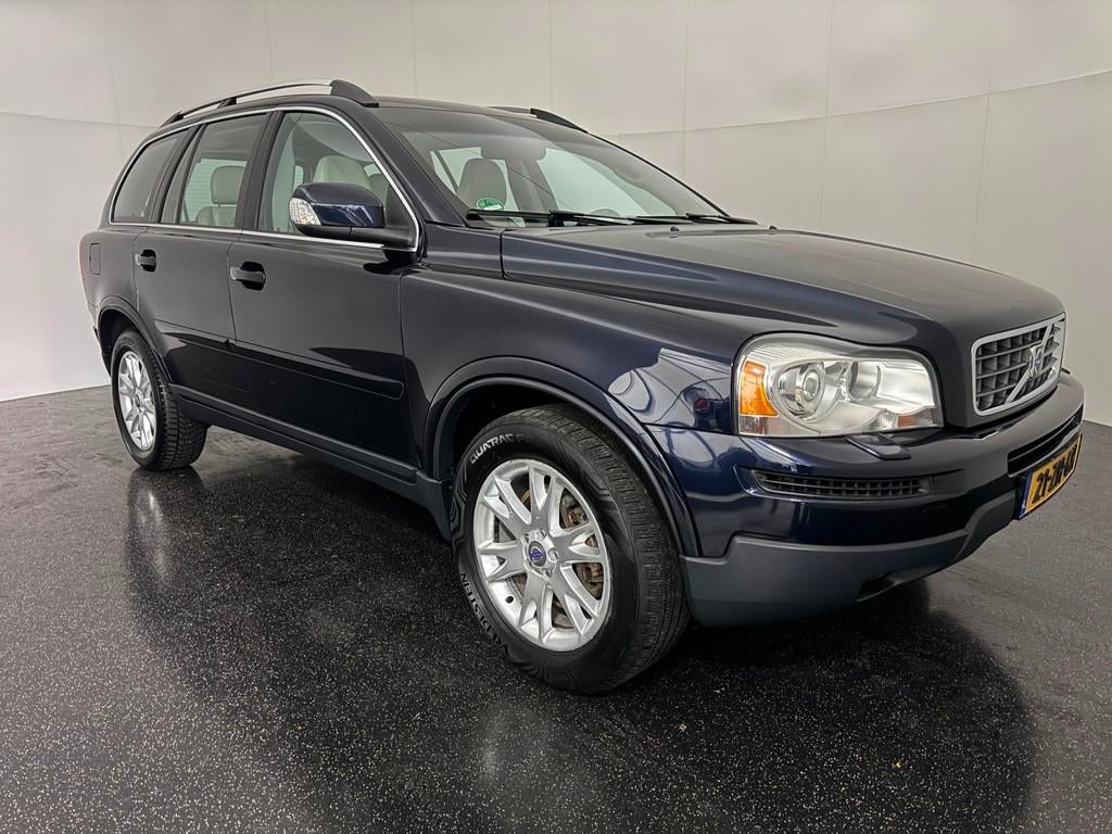 Volvo XC90 2.4 D5 AUT 185 PK Summum 7 zits / Leder / Xenon /, Gebruikt, Beige, Blauw, 7 stoelen