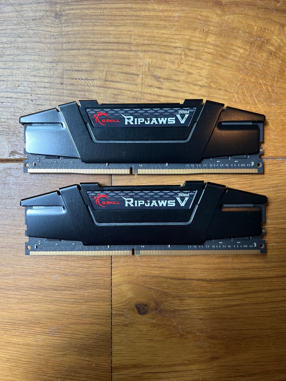 G.Skill Ripjaws V 32GB (2x16GB) DDR4-3200 RAM, 32 GB, DDR4, Ophalen of Verzenden, Zo goed als nieuw