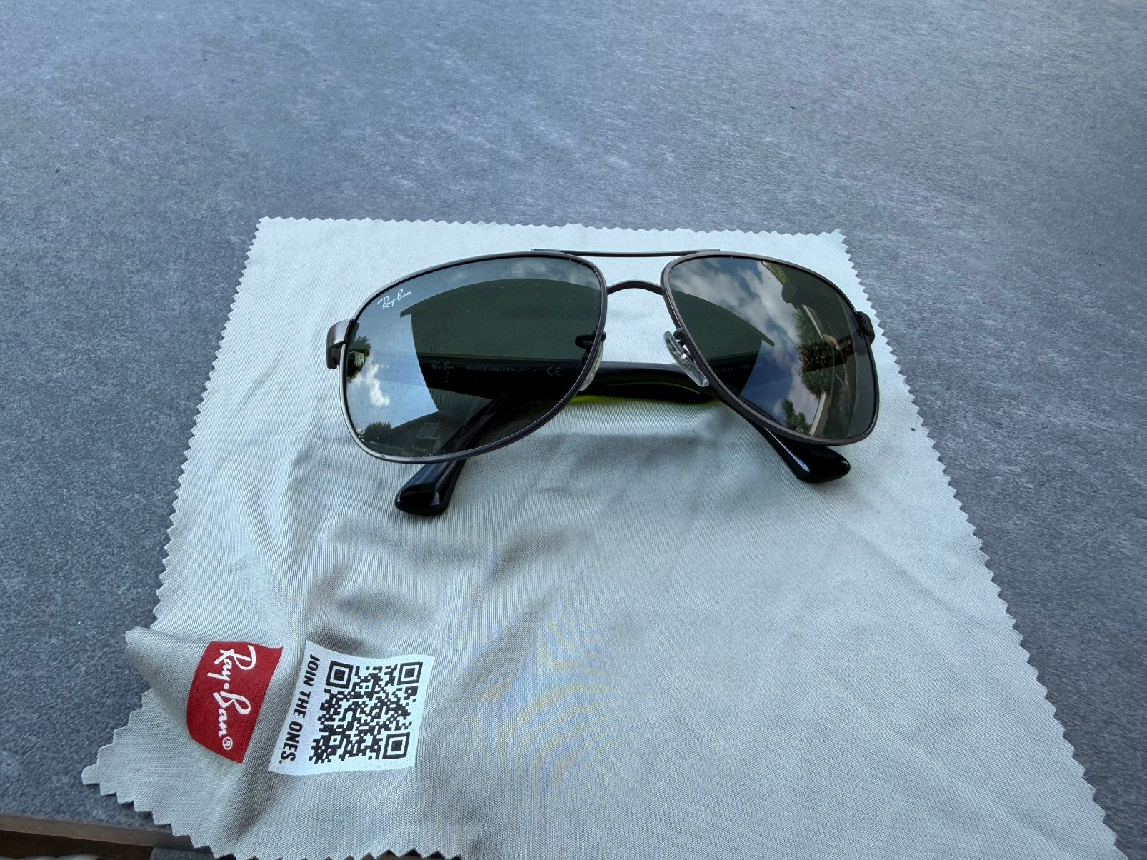 Rayban heren zonnebril, Zonnebril, Ophalen of Verzenden, Zo goed als nieuw, Ray-Ban