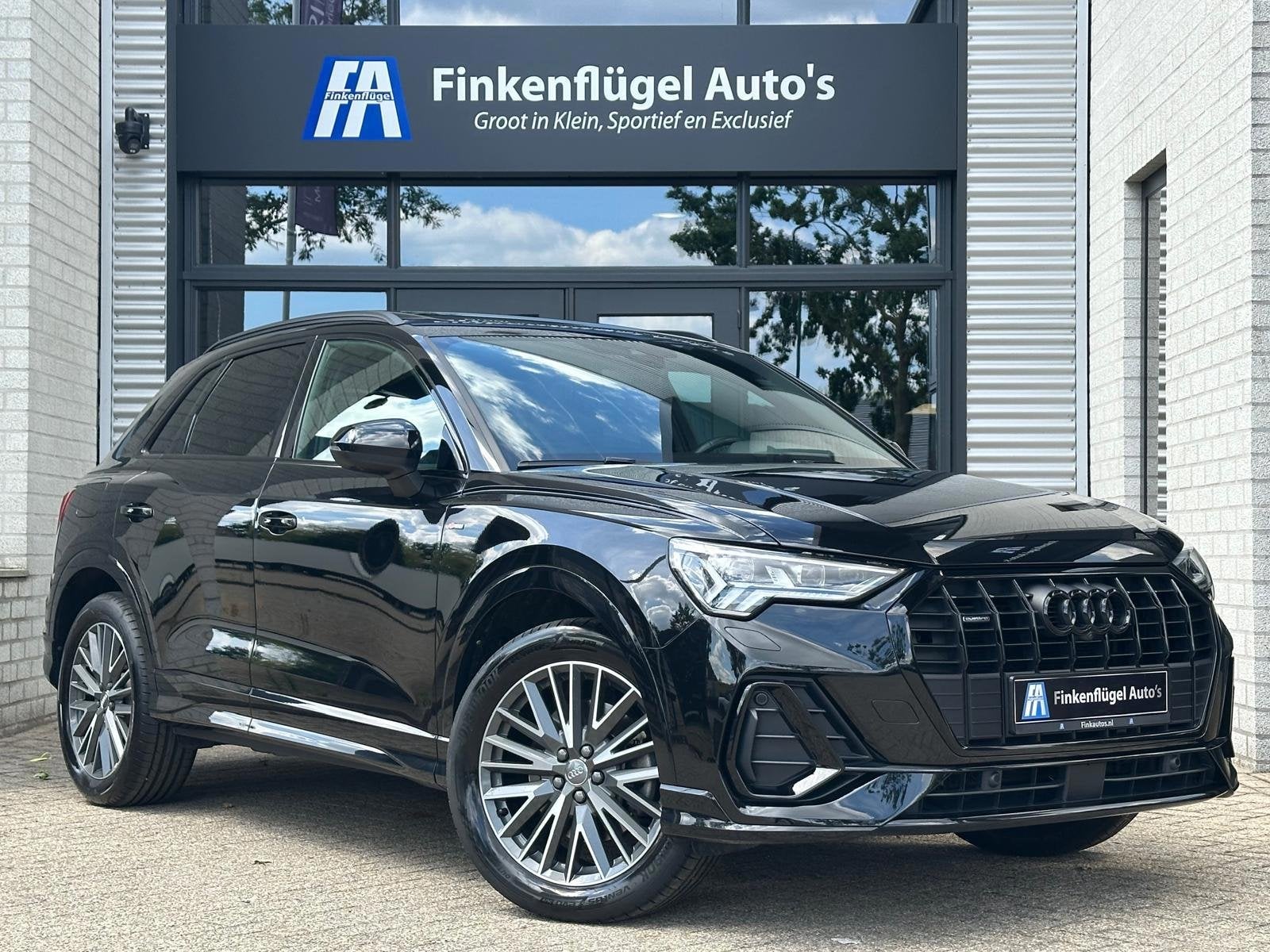 Audi Q3 40 TFSI Quattro S Line |Pano |360''Camera |ACC |Sfee, Auto's, Audi, Automaat, Gebruikt, Zwart, 1984 cc