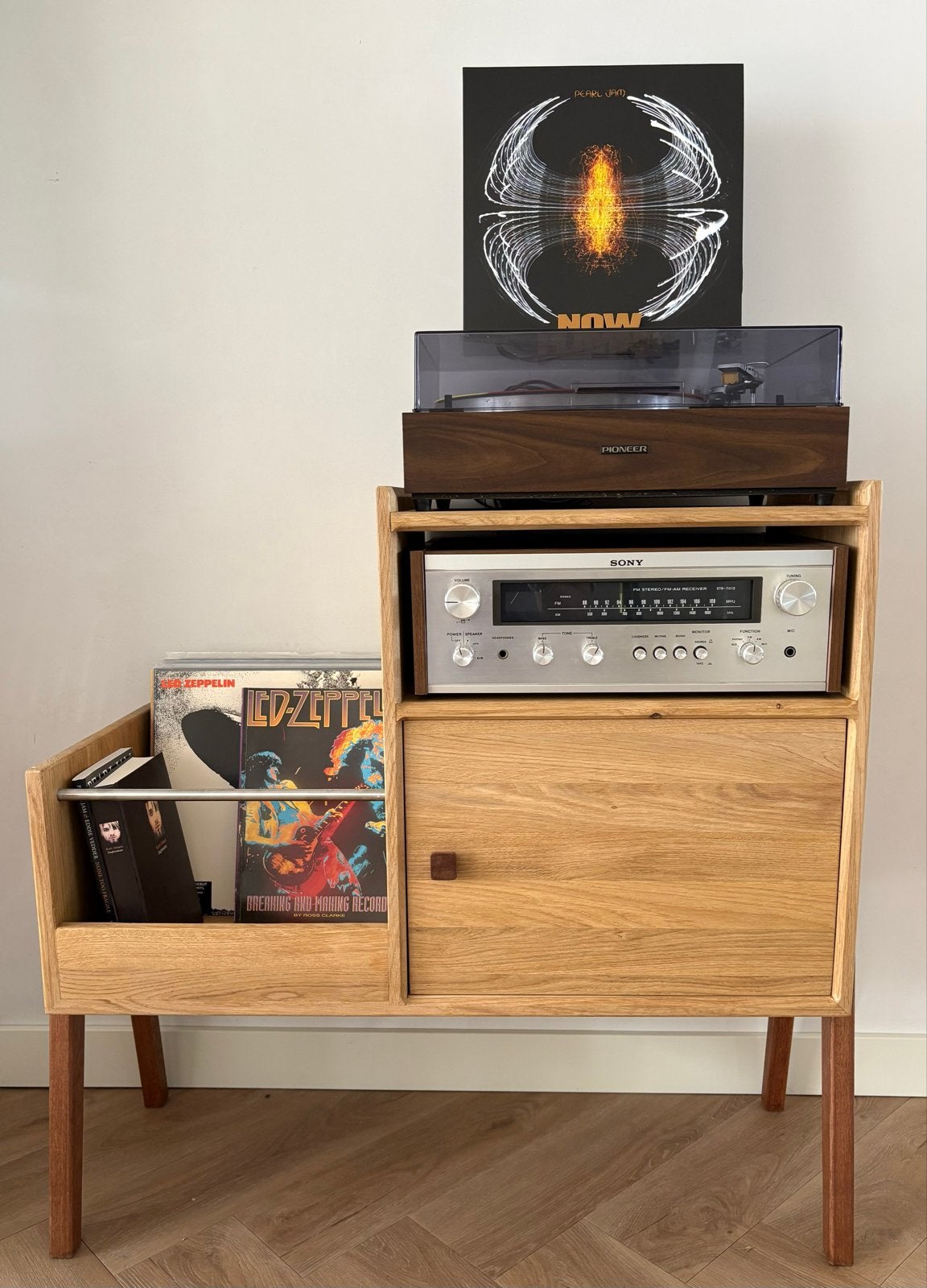 Eikenhouten Stereokast / Vinylkast, Huis en Inrichting, Ophalen, Zo goed als nieuw