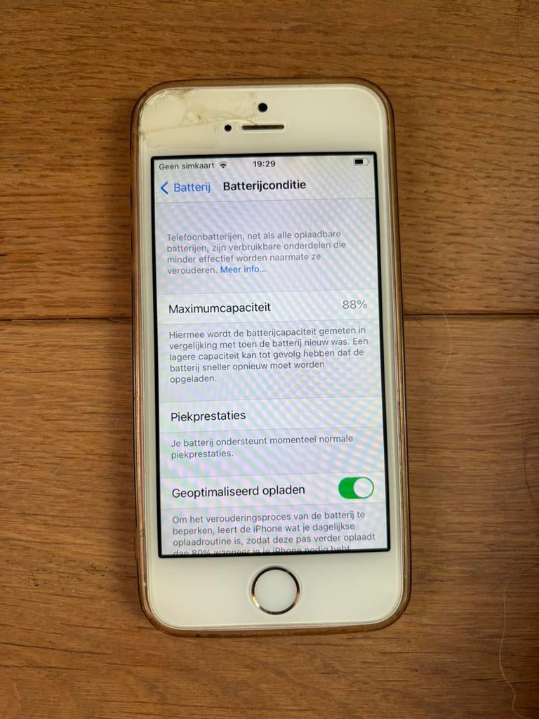 iPhone SE (2016) 64 GB modelnummer NLXQ2DN/A roze, Telecommunicatie, Mobiele telefoons | Apple iPhone, Gebruikt, IPhone SE (2016)