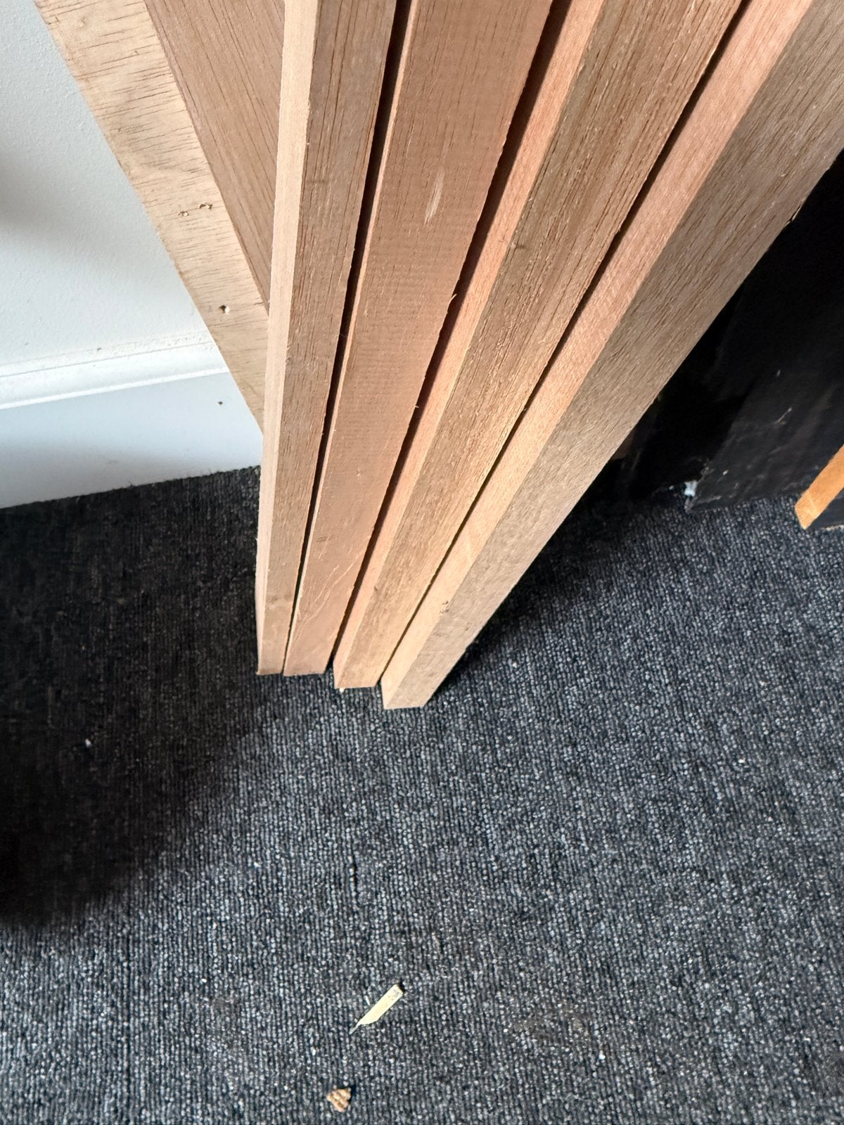 3 ongebruikte houten planken, 210 cm lang, Doe-het-zelf en Verbouw, Hout en Planken, Ophalen, Minder dan 25 mm, Nieuw, 200 tot 250 cm