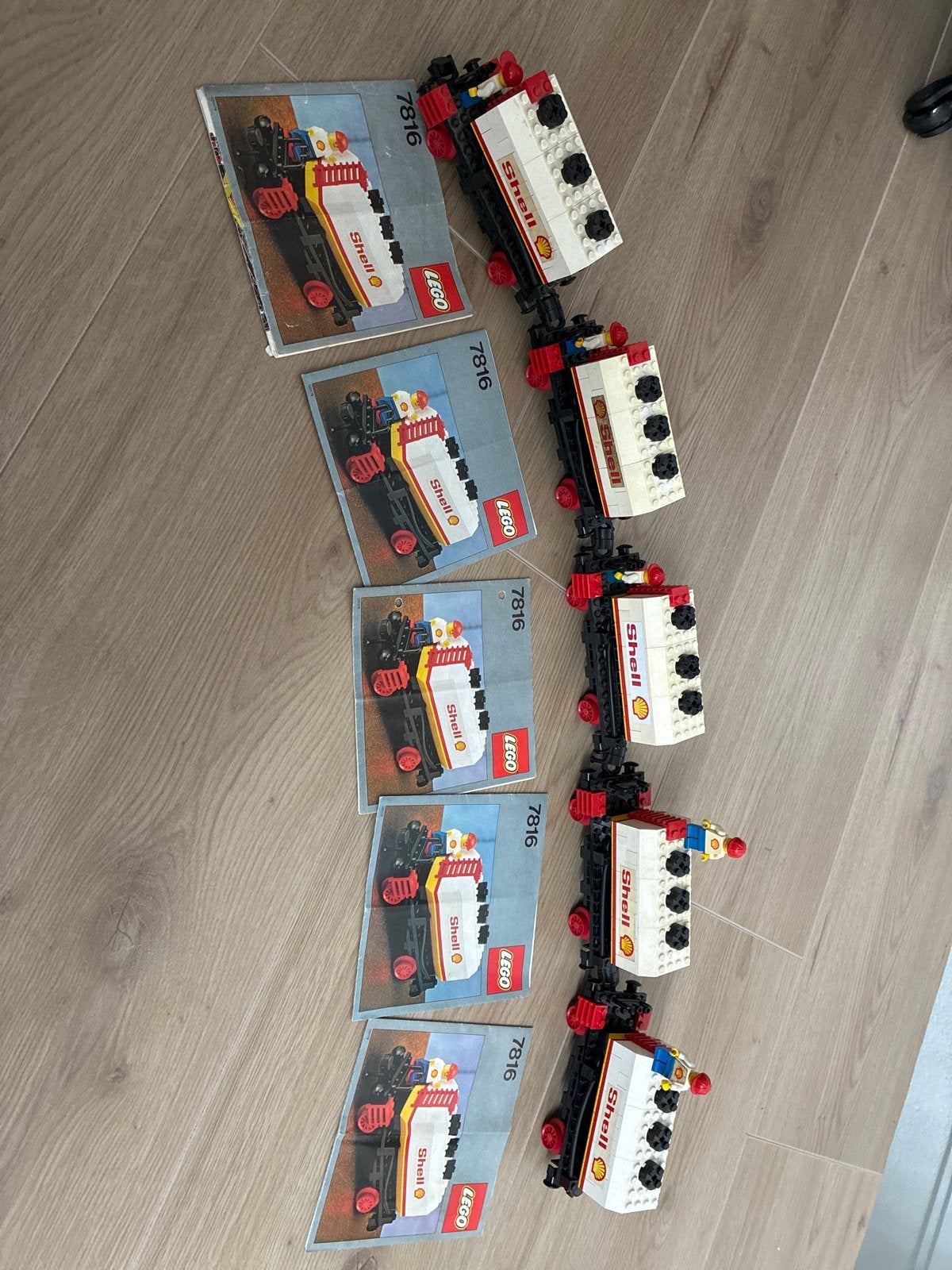 5x LEGO 7816 Shell Tankwagon met instructies, Gebruikt, Lego, Ophalen of Verzenden, Compleet