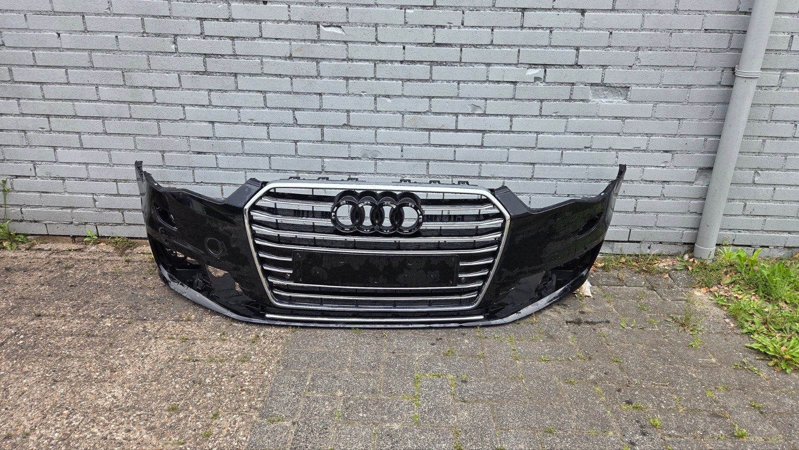 Audi A6 C7 Voor en achterbumper Zwart (2011-2018), Ophalen, Gebruikt, Voor, Audi
