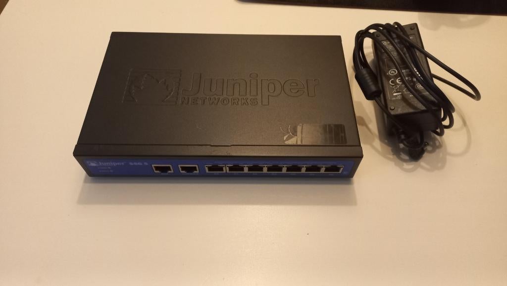 2x Juniper SSG 5 Switch/Firewall, Computers en Software, Netwerk switches, Gebruikt, Ophalen of Verzenden
