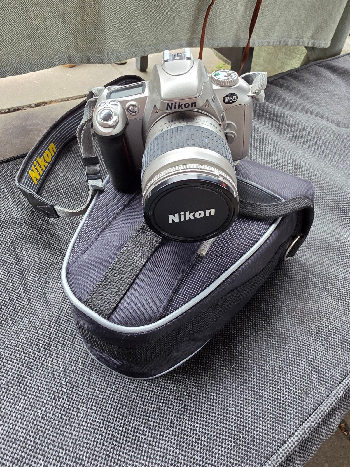 Nikon F55 Spiegelreflexcamera met lens en tas, Ophalen of Verzenden, Gebruikt, Spiegelreflex, Nikon