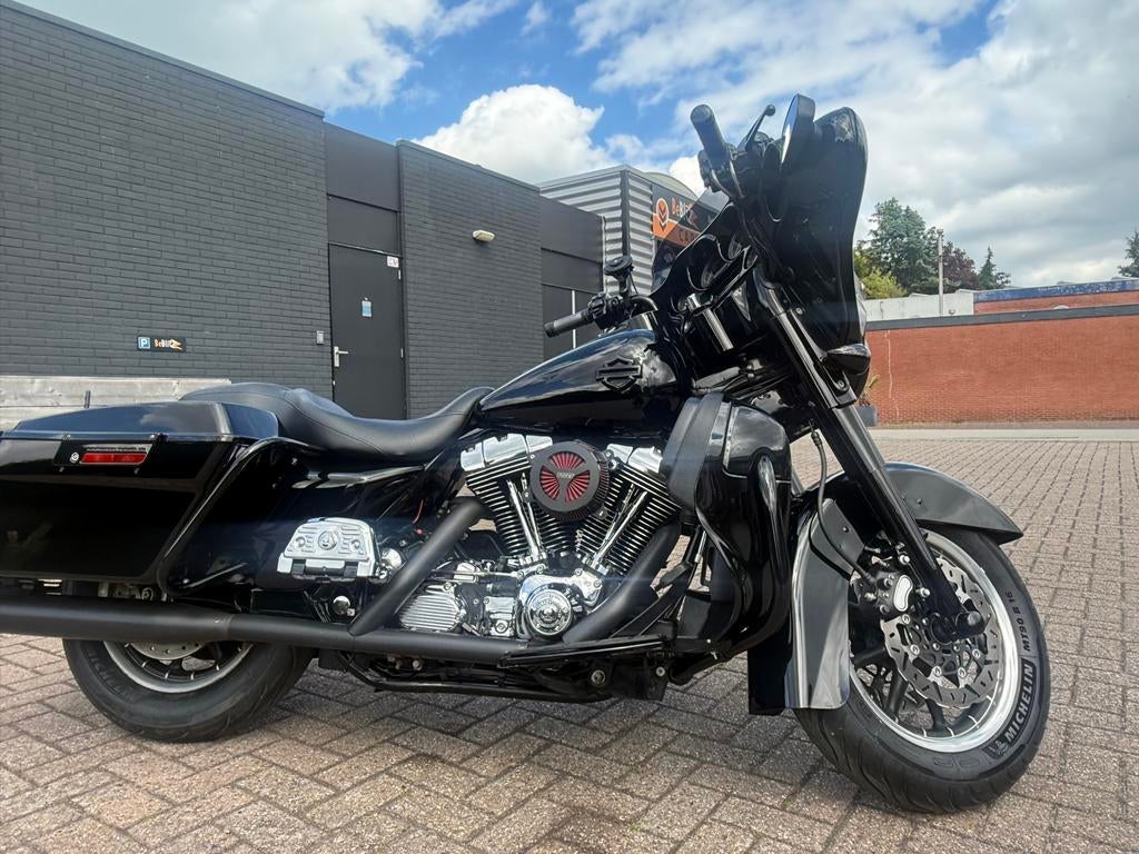 Harley-Davidson Street Glide 1680cc  | Topstaat, Cruise Control, Toermotor, Handgeschakeld, Gebruikt