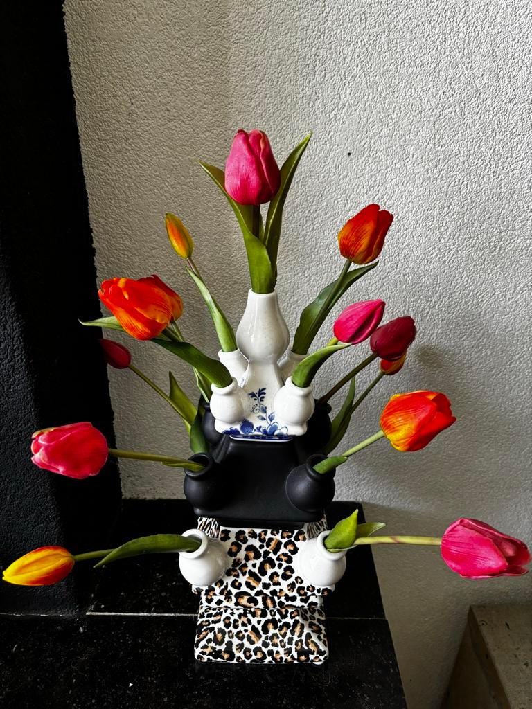 Unieke Delfts Blauw Stapelgekte tulpenvaas, Blauw, Aardewerk of Porselein, Nieuw, Ophalen of Verzenden