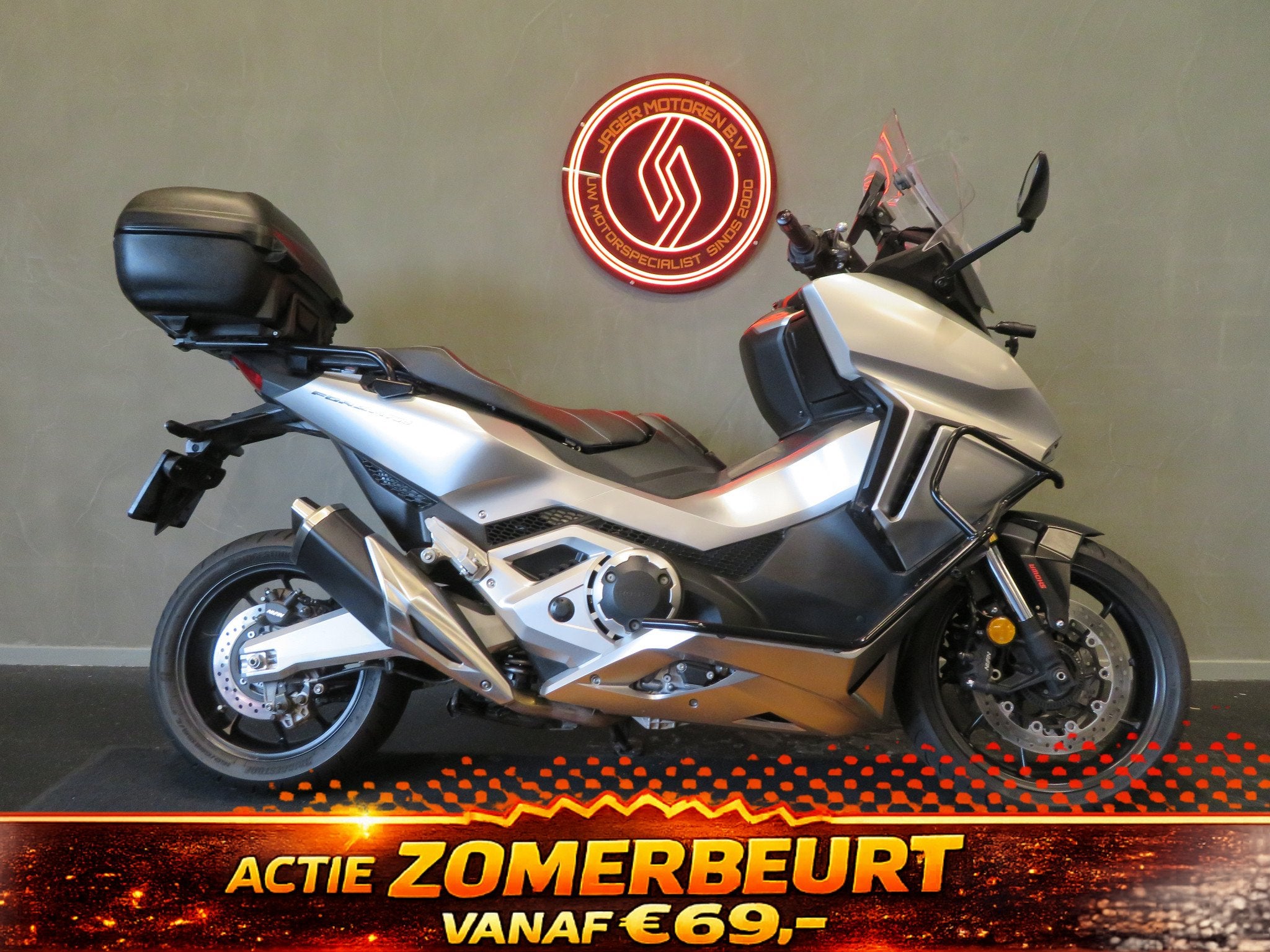 Honda NSS 750 FORZA NIEUWSTAAT! (bj 2022), Motoren, Motoren | Honda, Bedrijf, Scooter