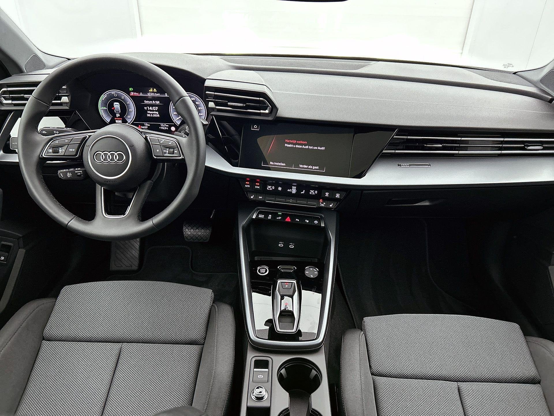 Audi A3 Sportback 45 TFSI e S edition Competition | 272 PK |, Auto's, 12 maanden, Stof, Euro 6, 4 cilinders