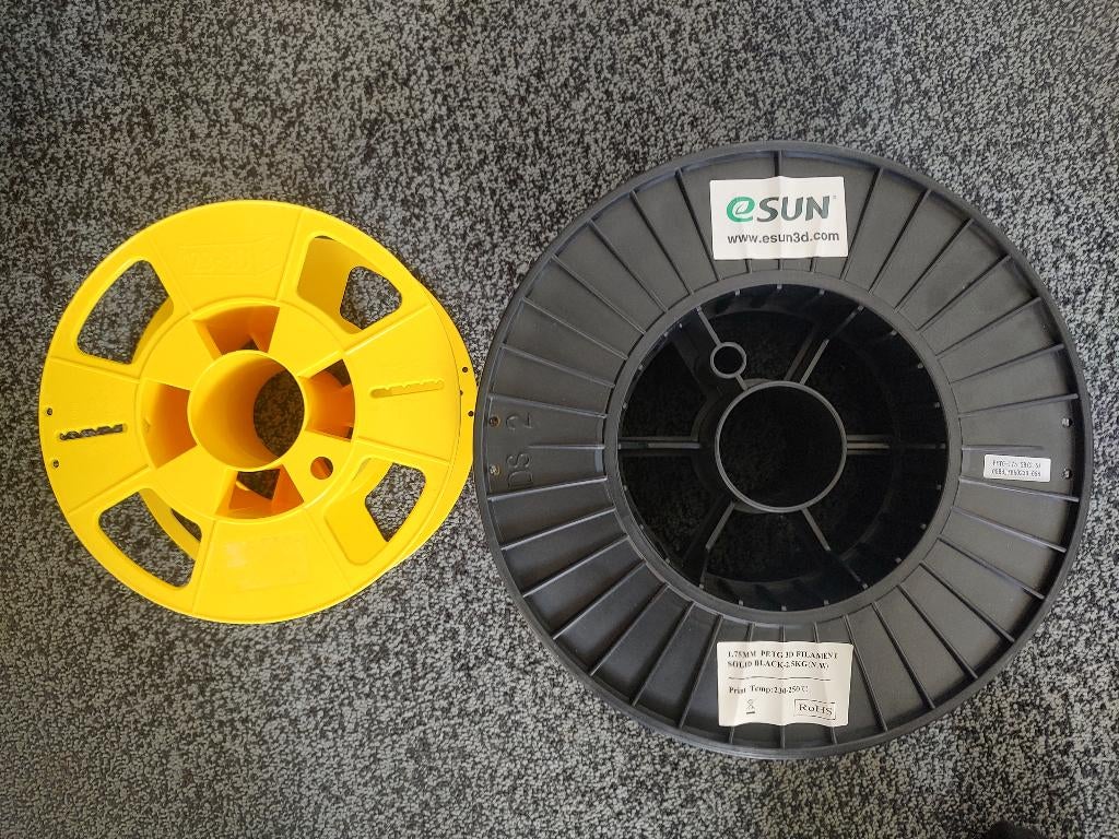 Lege 3D print Filament spoelen 1 KG en 2.5 KG houders, Ophalen of Verzenden, Zo goed als nieuw, Filamentrollen