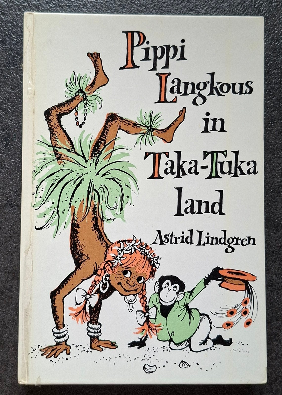 Pippi Langkous in Taka- Tuka land - Astrid Lindgren, Boeken, Ophalen of Verzenden, Gelezen, Fictie algemeen