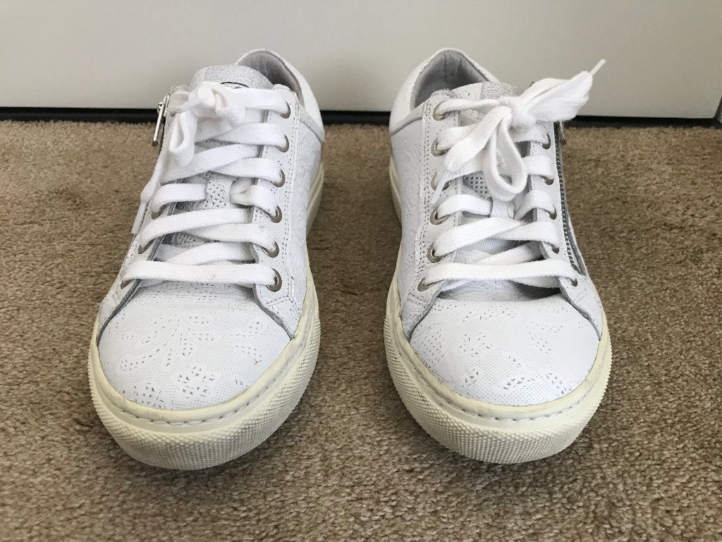 Witte sneakers Aqa, maat 37, Verzenden, Wit, Sneakers of Gympen, Gedragen