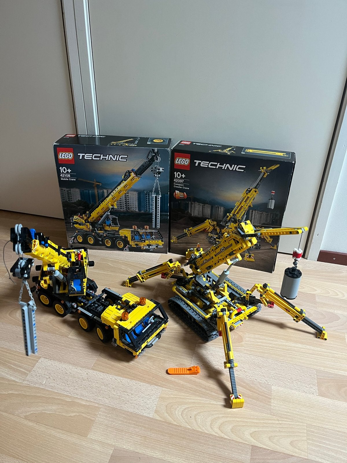 LEGO Technic Kraanset: 42108 Mobiele Kraan & 42097 Rupskraan, Ophalen of Verzenden, Zo goed als nieuw, Overige merken