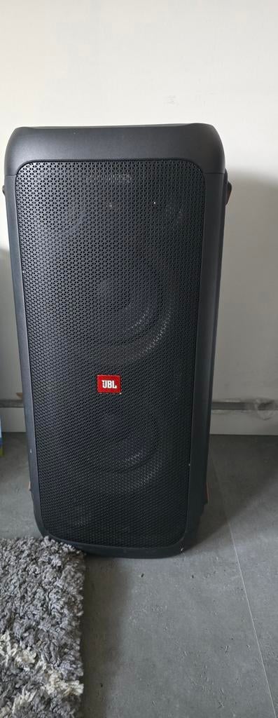 “JBL PartyBox 200 huren / speaker huren voor feestje, Audio, Tv en Foto, Luidsprekers, Ophalen, Zo goed als nieuw, 120 watt of meer