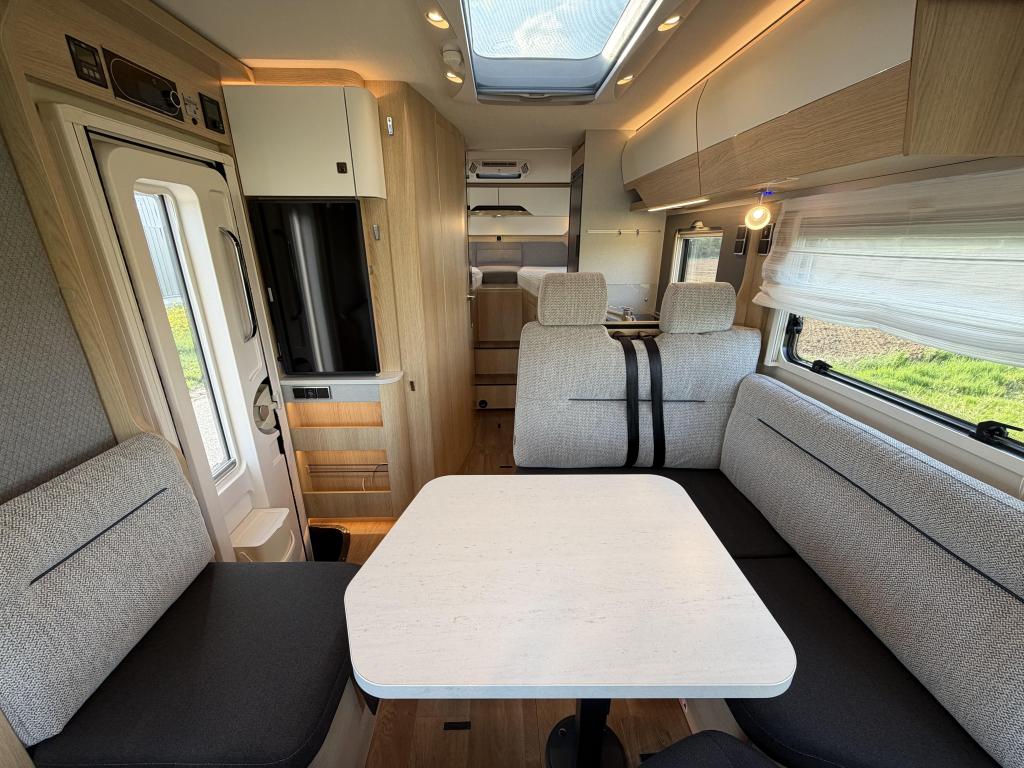 Hymer B-MC I 600, Levelsysteem, Lithium, Omvormer, 177PK Aut, Afzuigkap, Ringverwarming, Bedrijf, Diesel