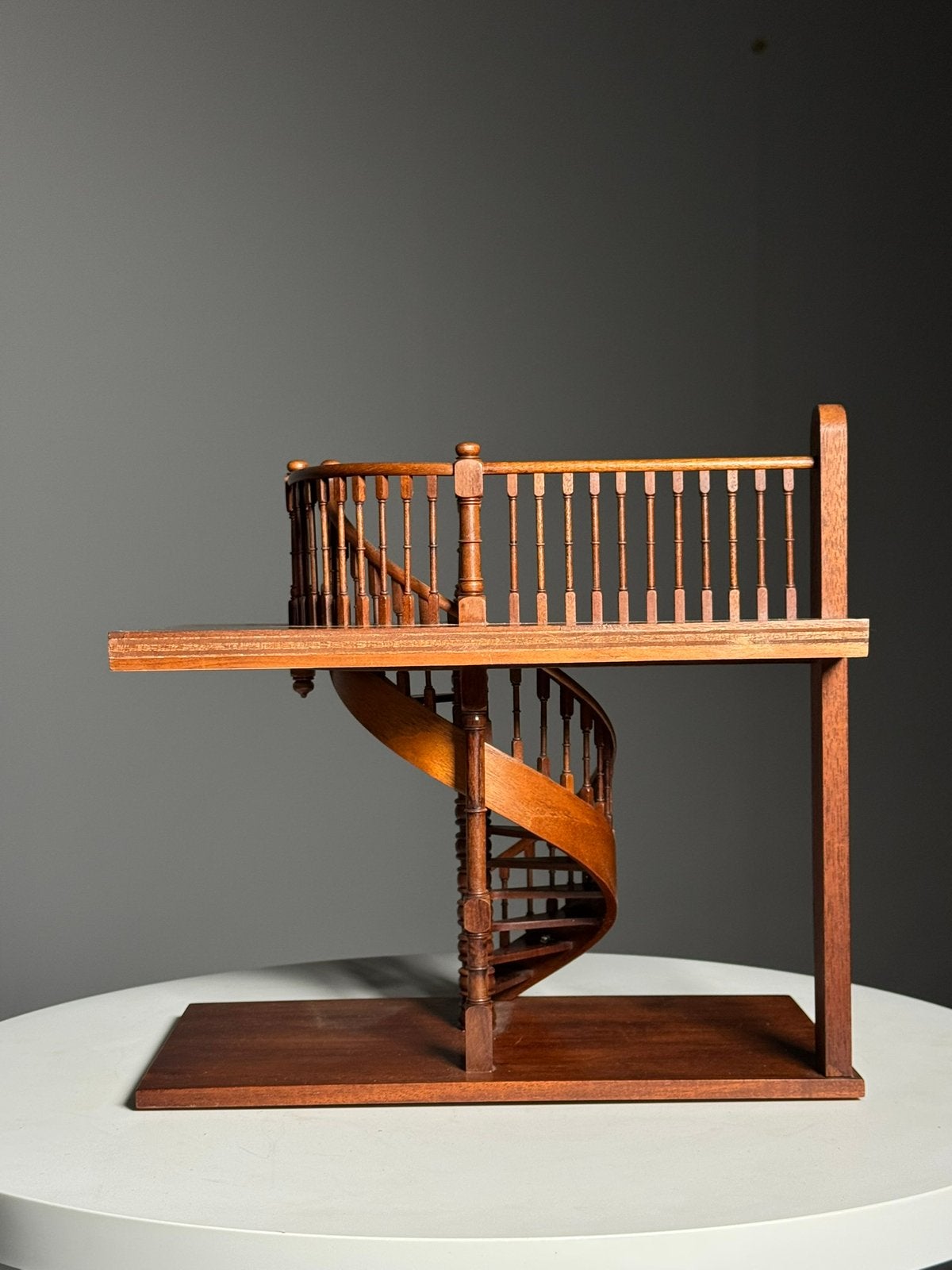 Architectonisch trap model vintage hout, Ophalen of Verzenden