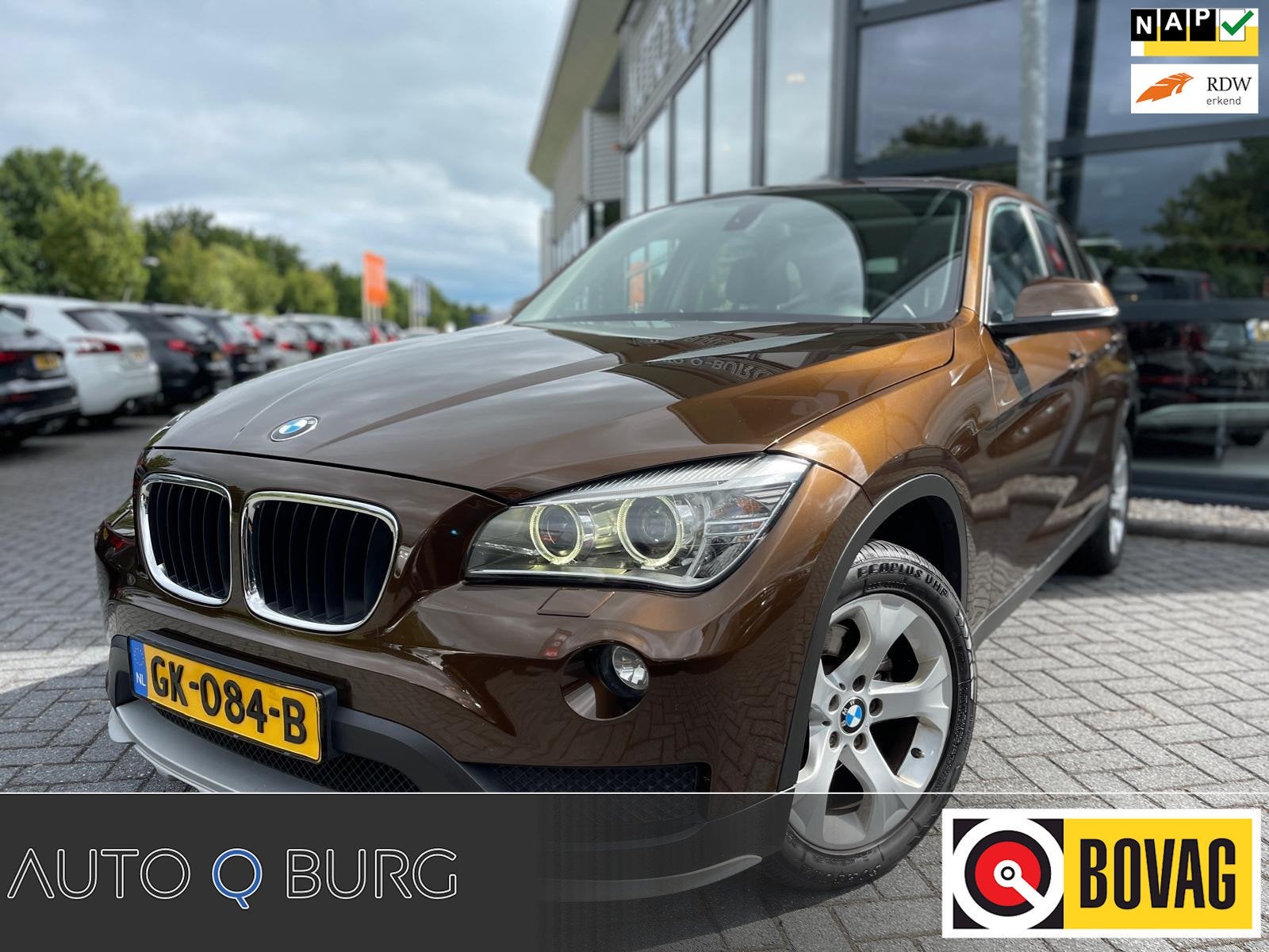 BMW X1 SDrive20i Business | Automaat | Panorama | Navi | Cru, Auto's, Euro 6, 4 cilinders, Bruin, Origineel Nederlands