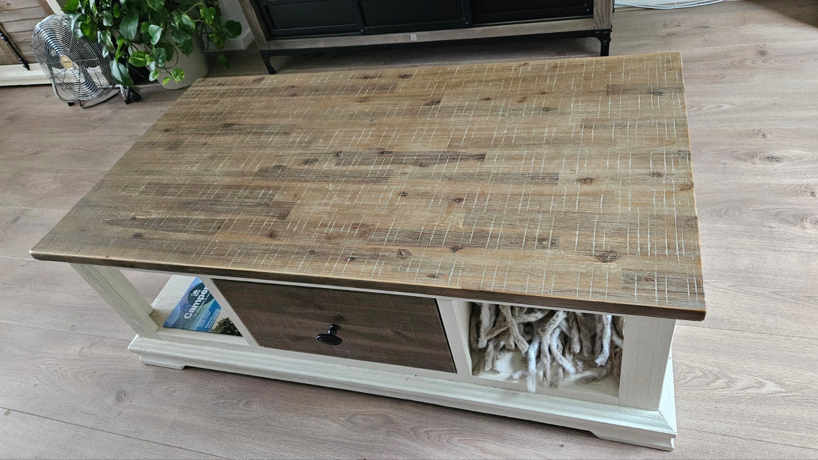 Salontafel Veresa met lade (140x70x45 cm), Huis en Inrichting, Tafels | Salontafels, Ophalen, 100 tot 150 cm, 50 tot 100 cm, Overige houtsoorten