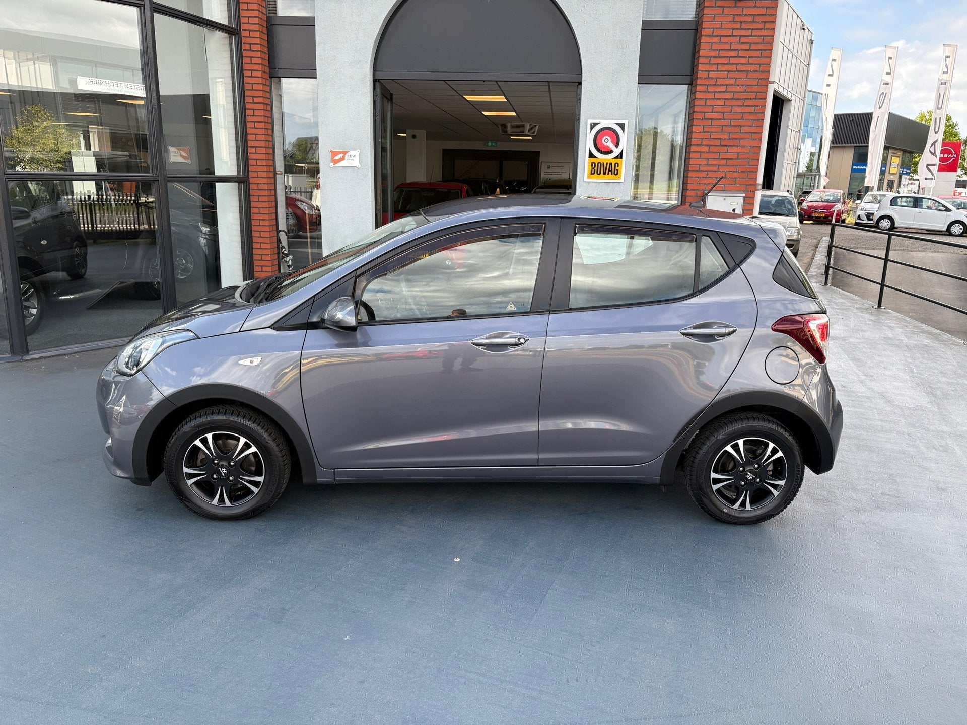 Hyundai I10 1.0i Comfort AIRCO LMV, Auto's, Voorwielaandrijving, Gebruikt, 4 stoelen, Origineel Nederlands